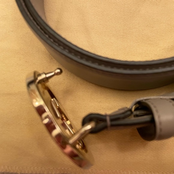 Gucci Leather Belt size 105 or 42 BEIGE, Gold hardware. Authentic. - Picture 6 of 8